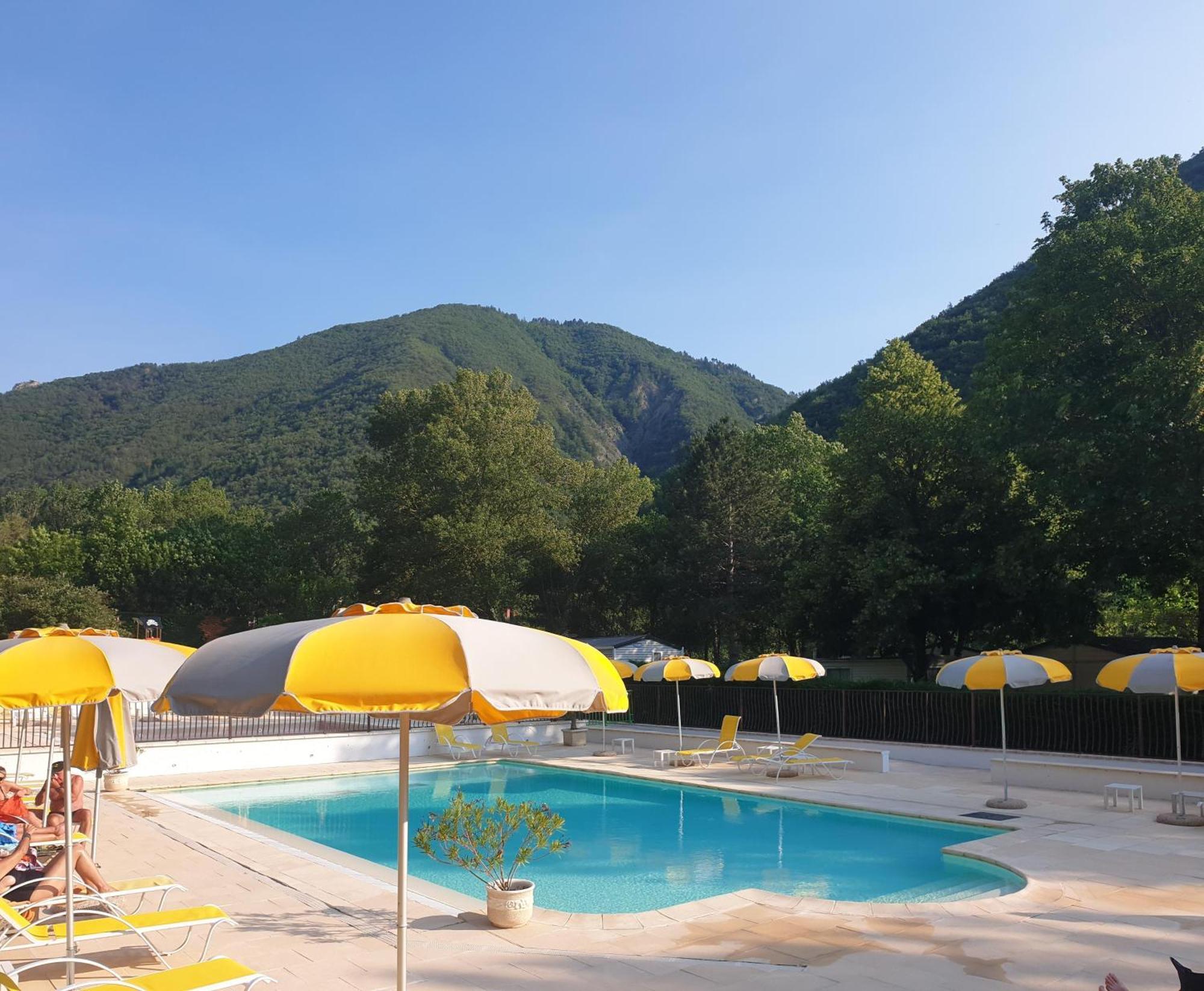 Les Eaux Chaudes Hotel Digne-les-Bains Buitenkant foto
